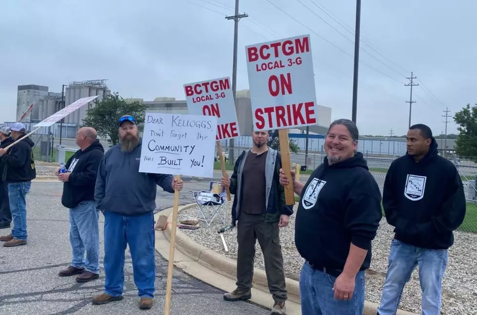 Expired Contract Leads Kellogg’s Employees to Strike in Battle Creek